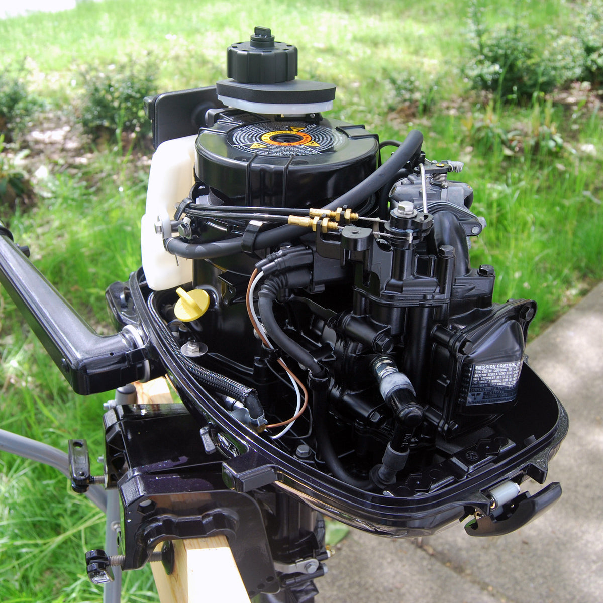 Tohatsu 4-Stroke 4HP Outboard Motor