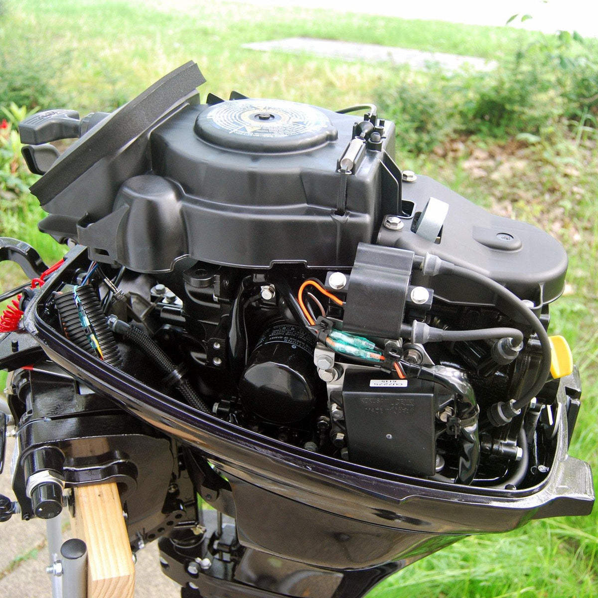 Tohatsu 4-Stroke 9.9HP Outboard Motor, Tiller Handle, EFI Version - Seamax Marine