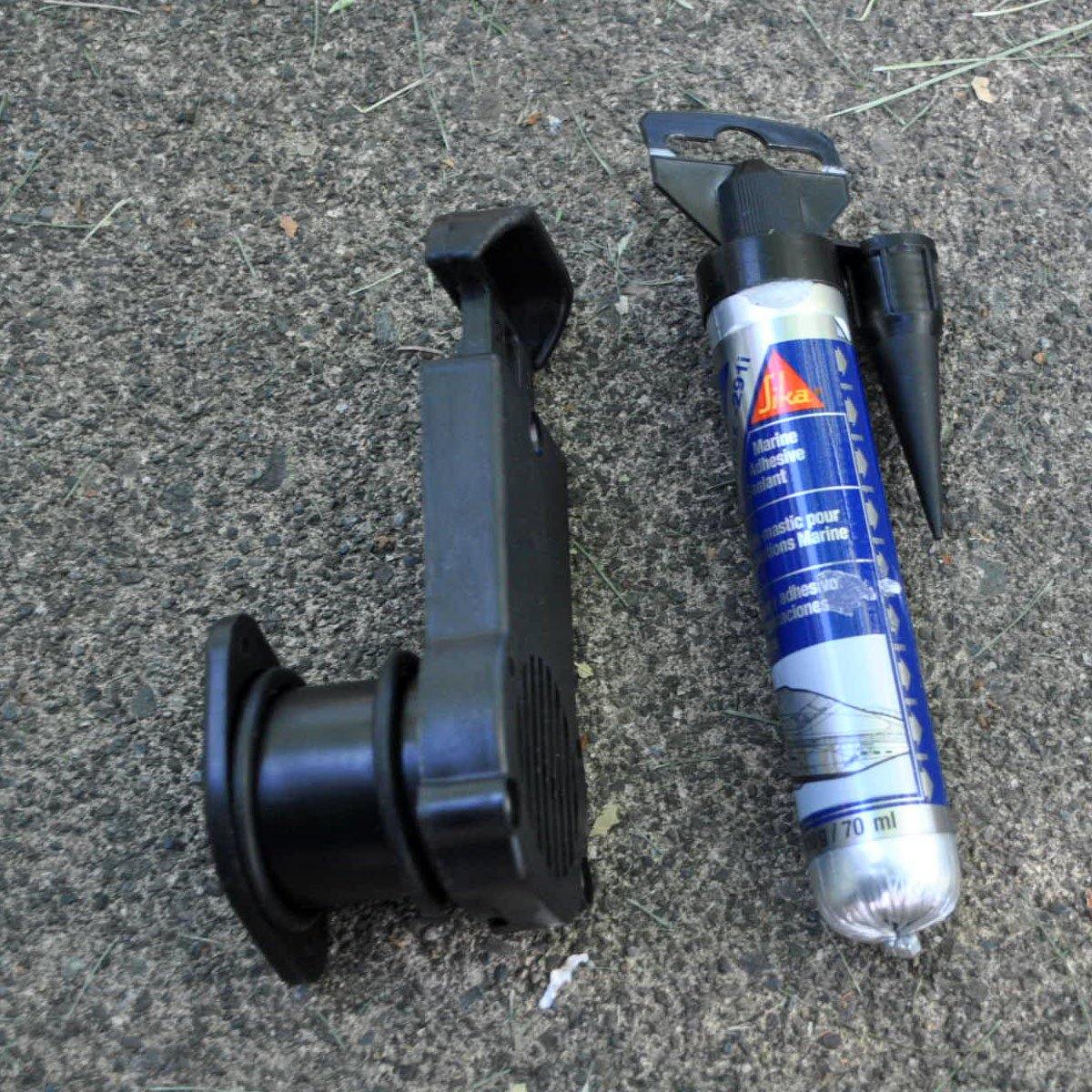 Drain Valve - Pull-Up Style for 1&quot; or 1-1/2&quot; Thick Transom with Sikaflex 291i Marine Sealant - Seamax Marine